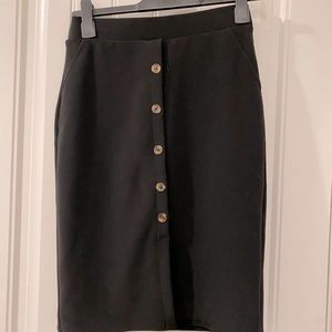 Black Pencil skirt 🤗